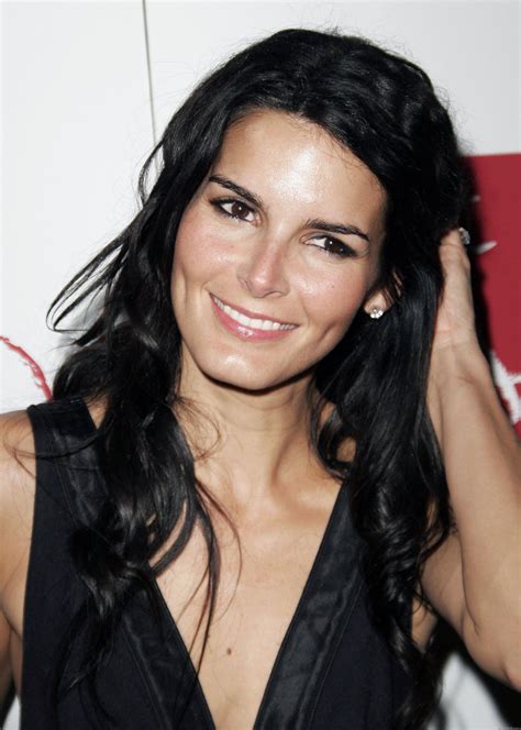 angie harmon Search